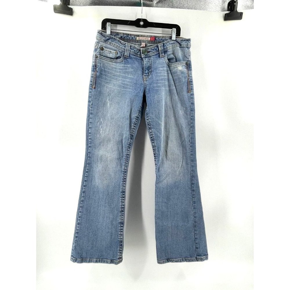 Aeropostale Women's Sophie Super Flare Low Rise Medium Wash Jeans Size 9/10